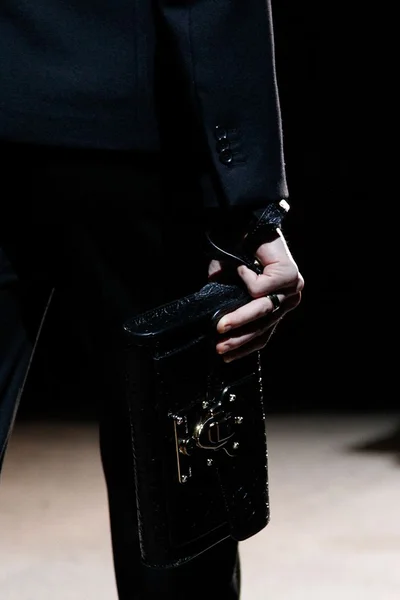 Look 5